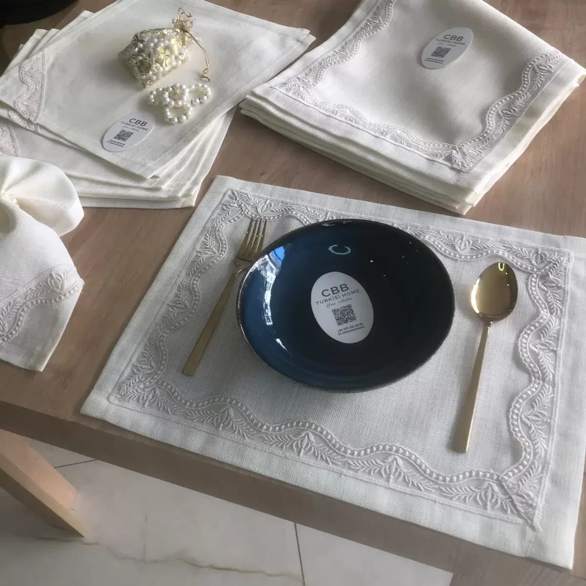 Sofra Takımı Lina Gardenya Keten Yemek Takımı 160x260 Masa Seti 26 Parça Runner Set Krem