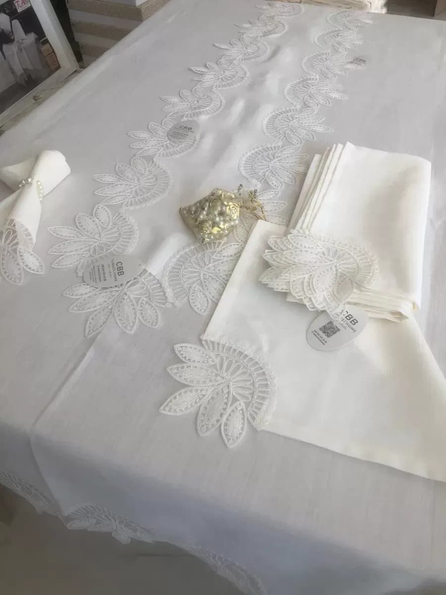Sofra Takımı Lady Gardenya Keten Yemek Takımı 160x220 Masa Seti 26 Parça Runner Set Krem