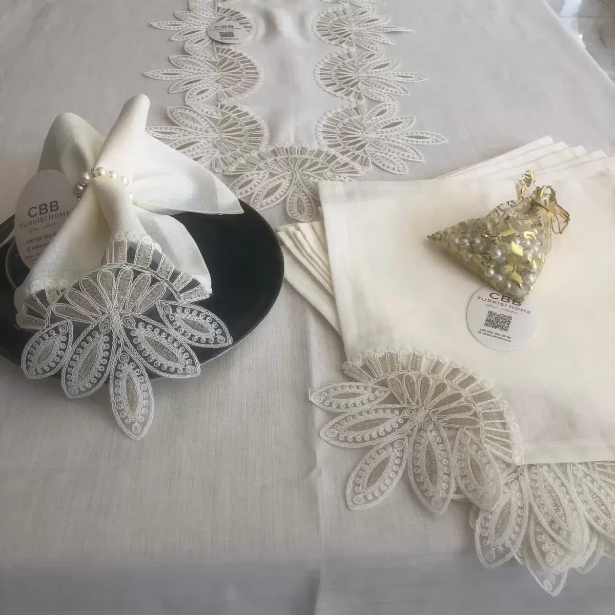 Sofra Takımı Lady Gardenya Keten Yemek Takımı 160x220 Masa Seti 26 Parça Runner Set Kreme Gold