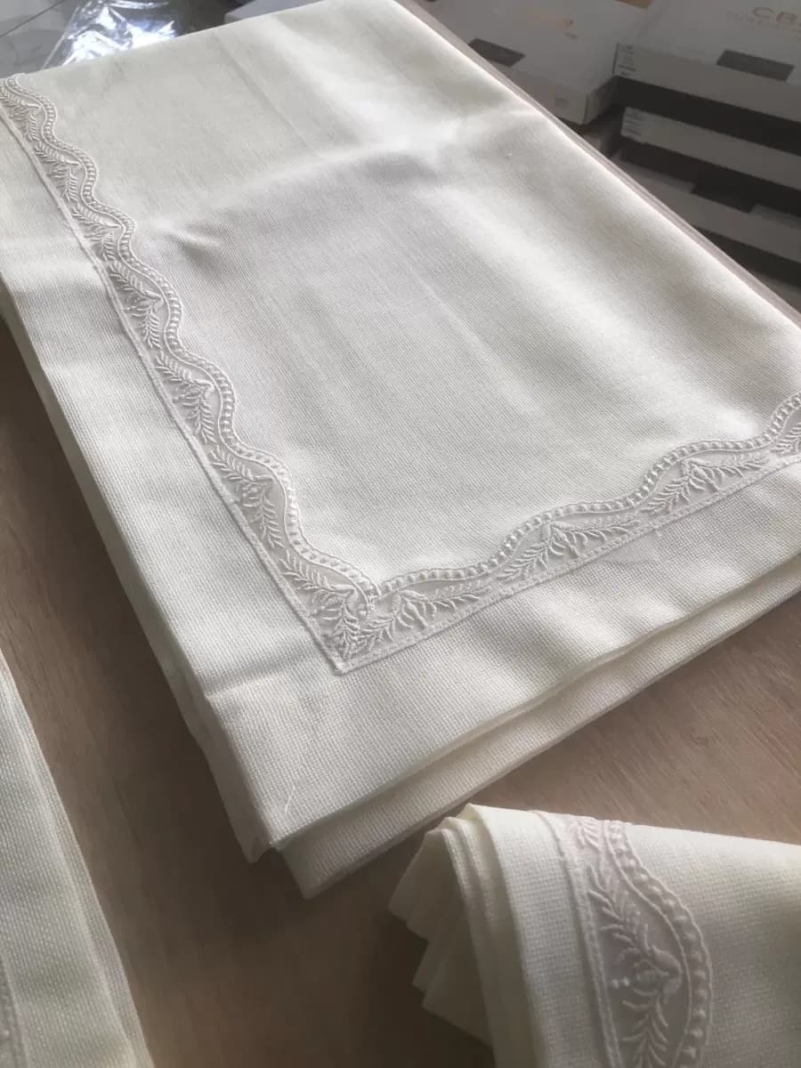 Sofra Takımı Lina Gardenya Keten Yemek Takımı 160x260 Masa Seti 26 Parça Runner Set Krem