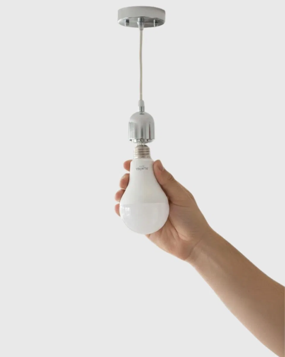 Acil Durumlar İçin Şarjlı Led Ampul 6400k Soğuk Beyaz 30 Watt Yeni Nesil