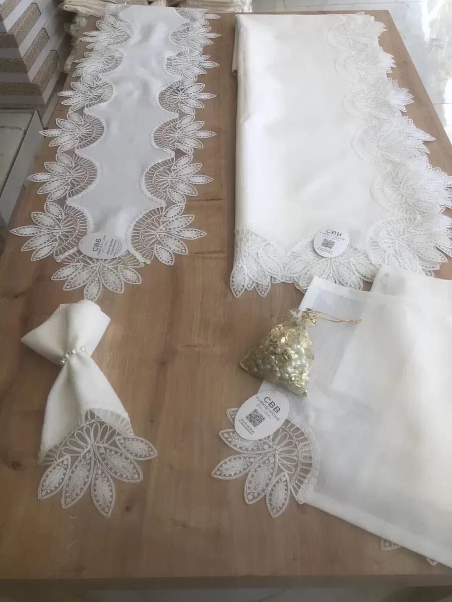 Sofra Takımı Lady Gardenya Keten Yemek Takımı 160x220 Masa Seti 26 Parça Runner Set Krem