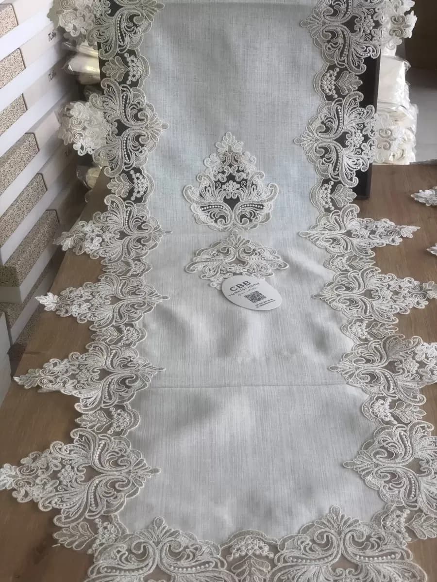 Sofra Takımı Mimoza Gardenya Keten Yemek Takımı 160x260 Masa Seti 26 Parça Runner Set Kreme Gold