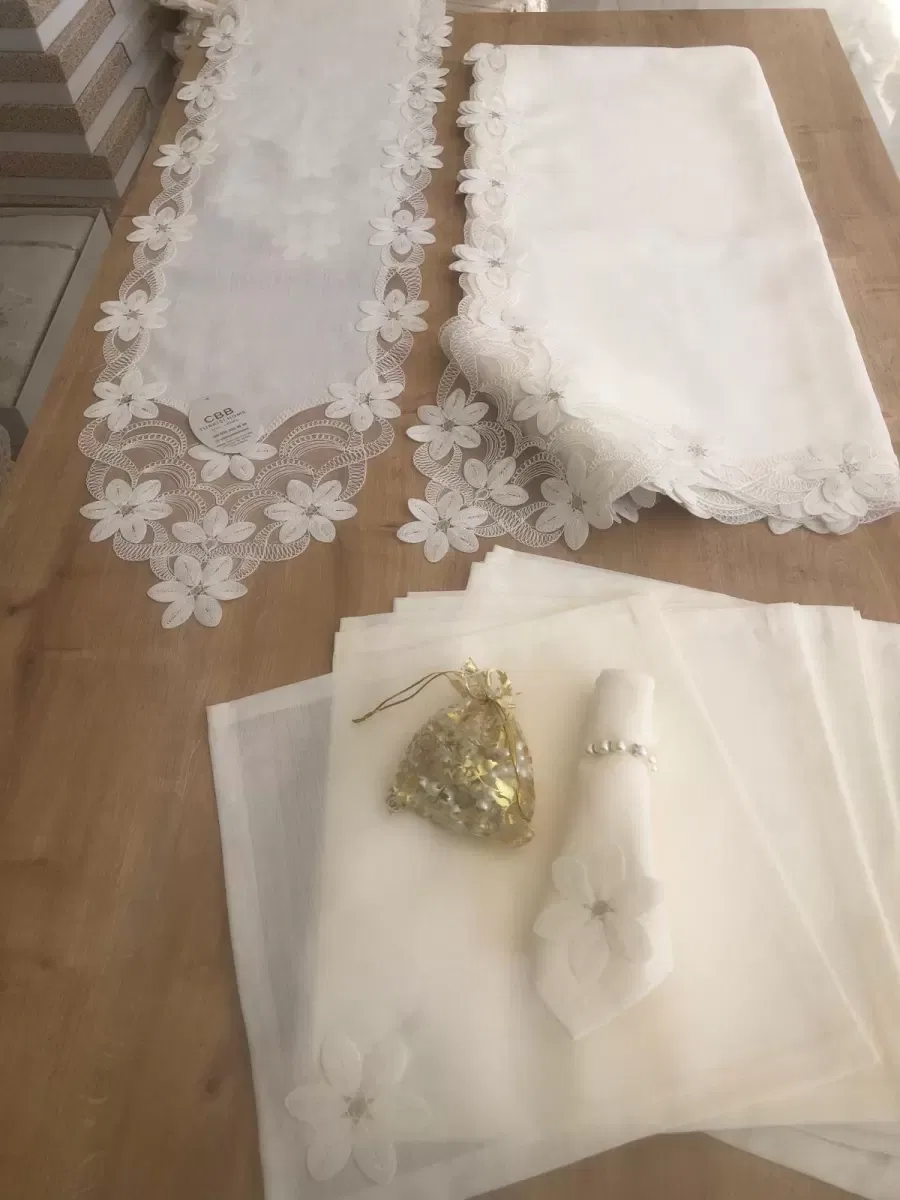 Sofra Takımı Evita Gardenya Keten Yemek Takımı 160x260 Masa Seti 26 Parça Runner Set Krem