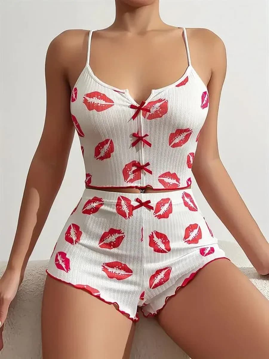 Dudak Desenli Şortlu Pijama Takımı