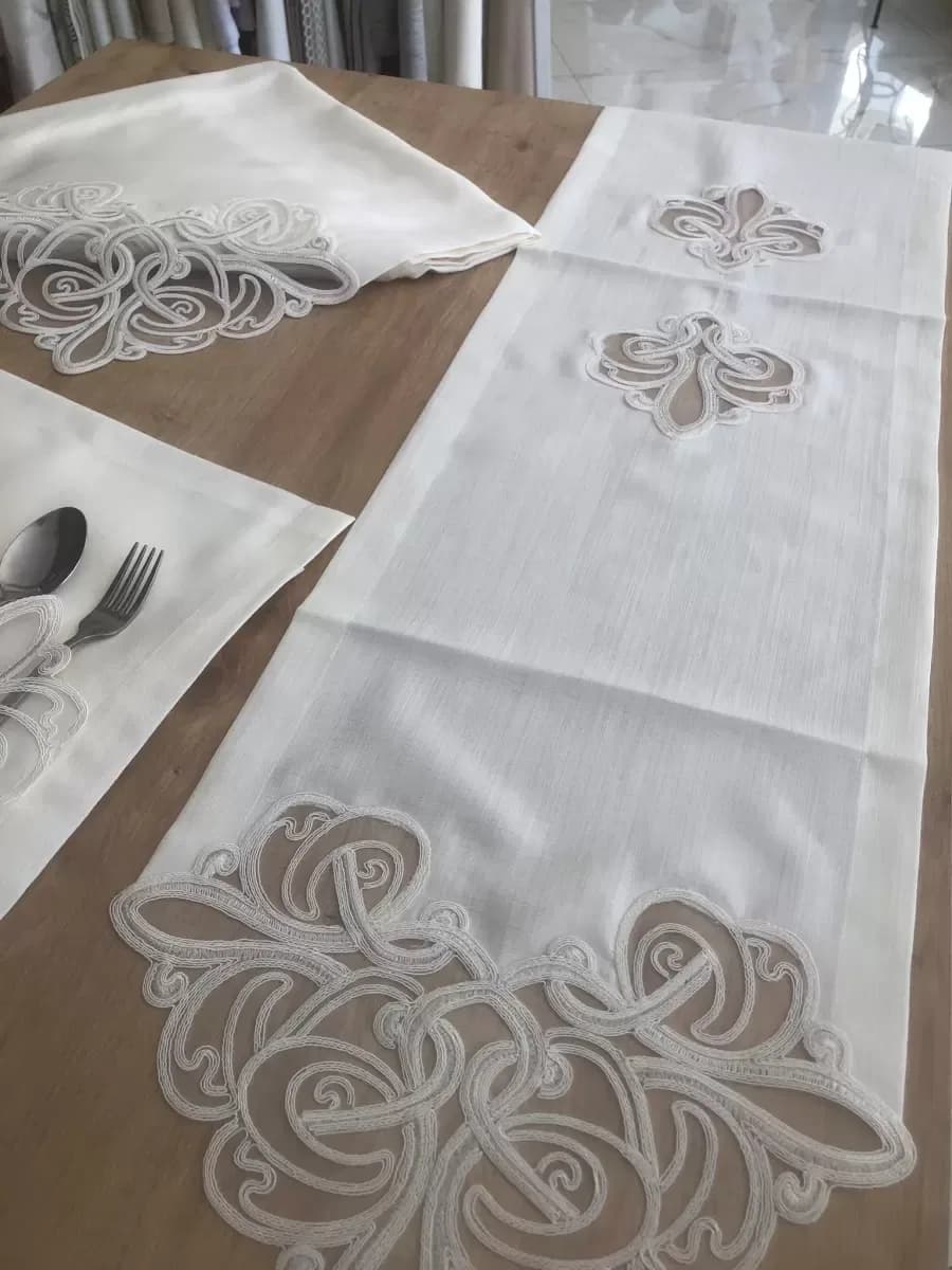 Sofra Takımı Taç Gardenya Keten Yemek Takımı 160x260 Masa Seti 26 Parça Runner Set Krem