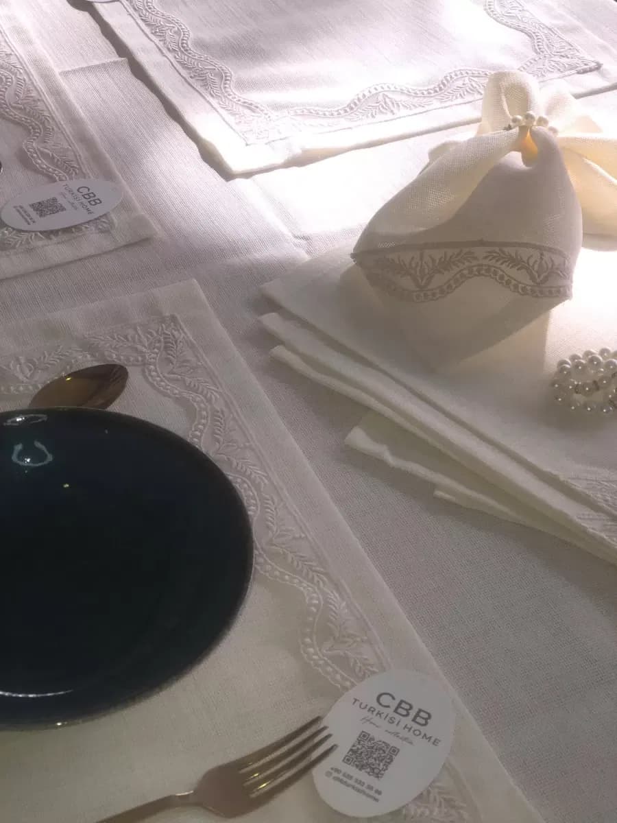 Sofra Takımı Lina Gardenya Keten Yemek Takımı 160x260 Masa Seti 26 Parça Runner Set Krem