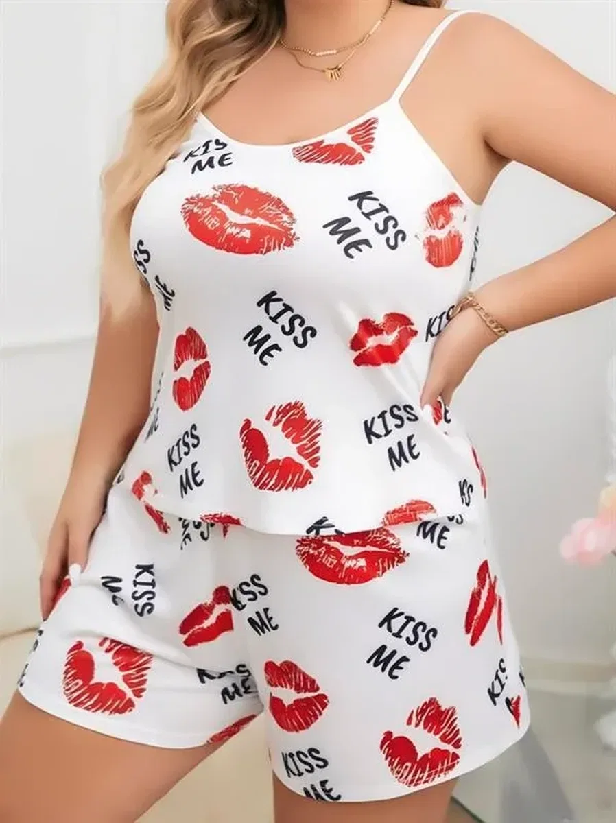 Büyük Beden Kiss Me Öpücük Desen Pamuklu Şortlu Pijama Takımı
