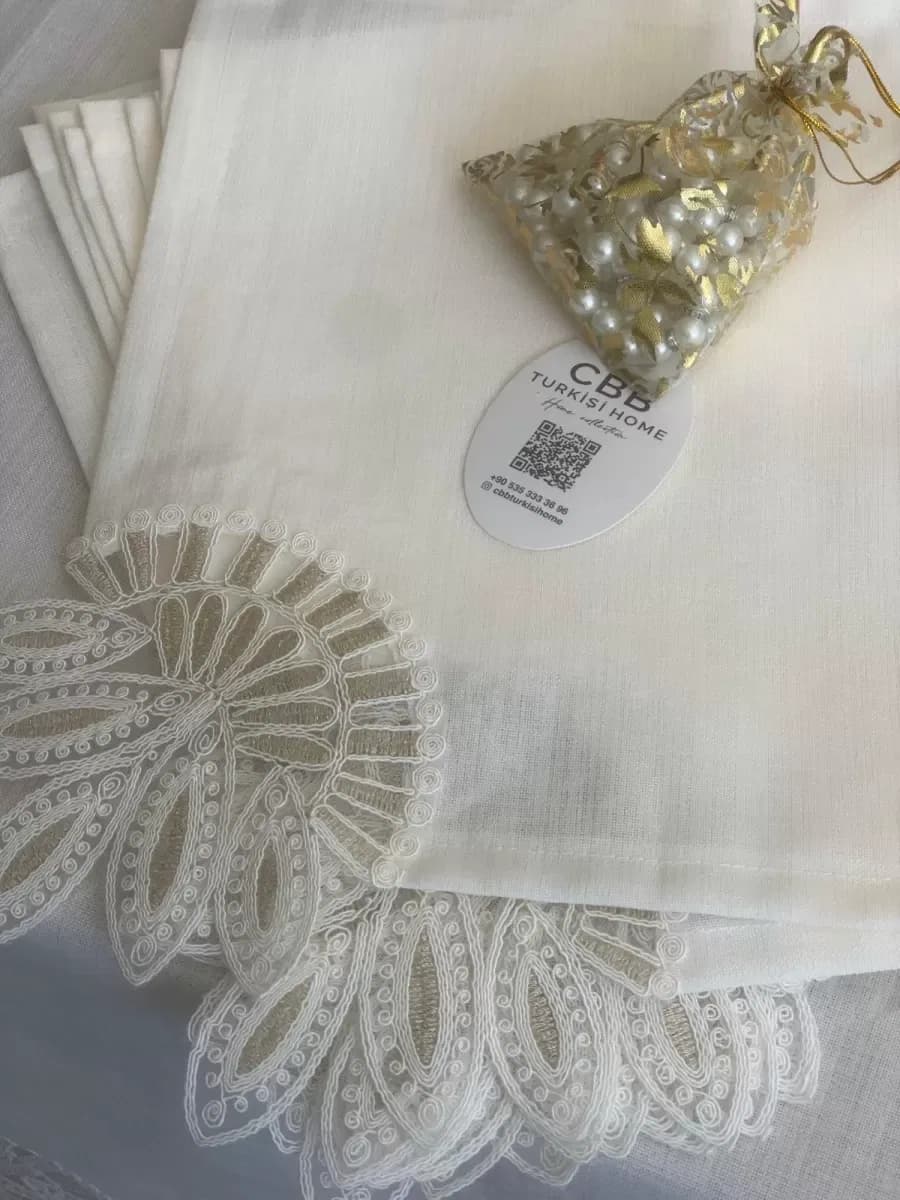 Sofra Takımı Lady Gardenya Keten Yemek Takımı 160x220 Masa Seti 26 Parça Runner Set Kreme Gold