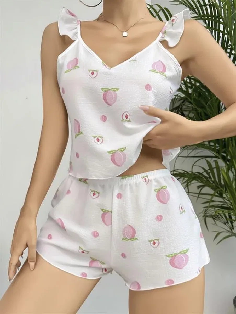 Pamuklu Beyaz Üstüne Çiçek Desen Fırfır Askılı Şortlu Pijama Takımı