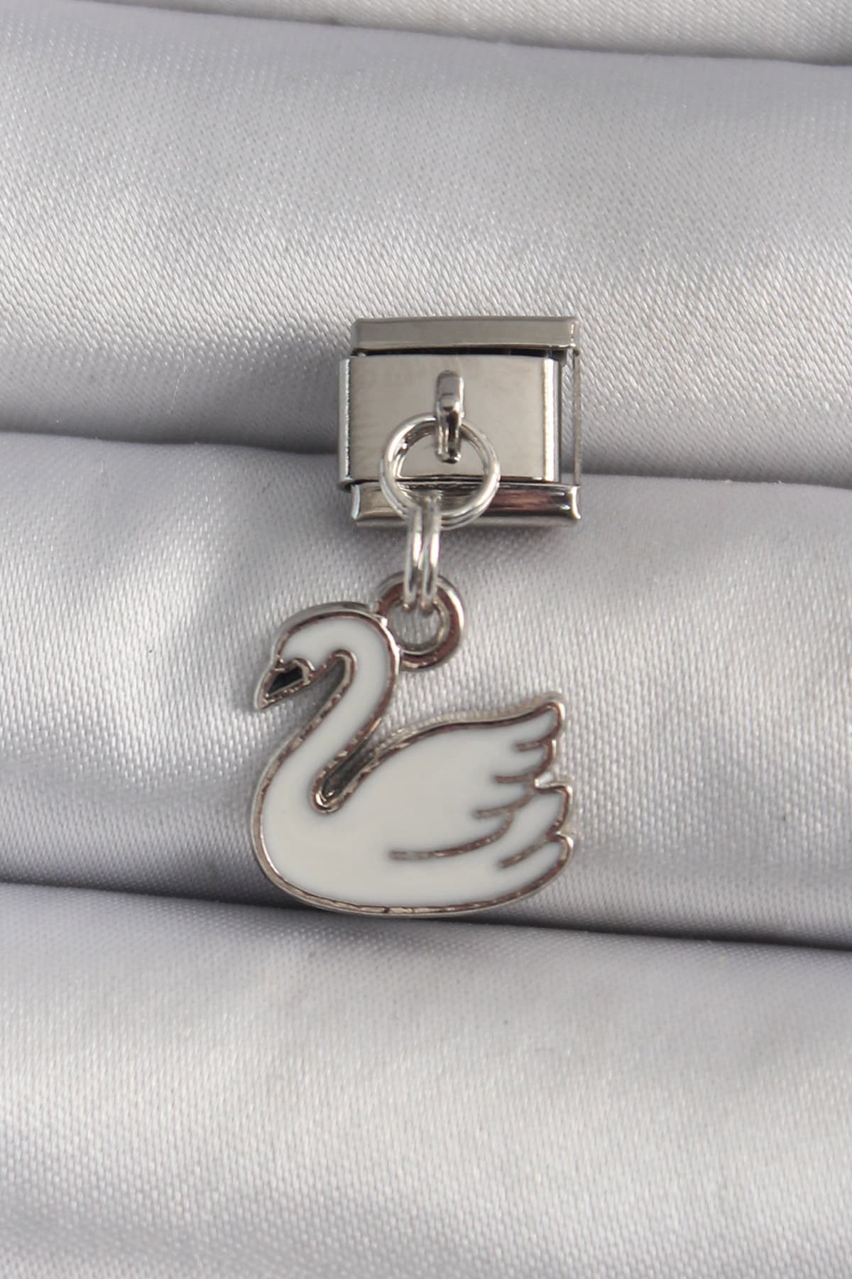 316L Çelik Gümüş Renk Sallantı Beyaz Kuğu Model Charm