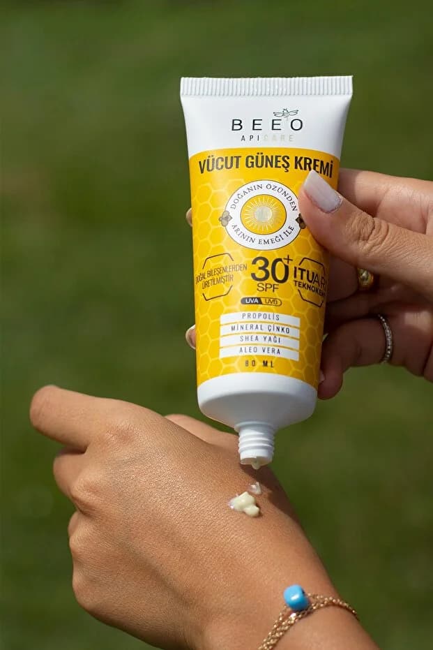 Sun Güneş Koruyucu Krem & SPF+50 Uva+uvb Doğal Apicare Propolisli Vücut Güneş Kremi 80ML