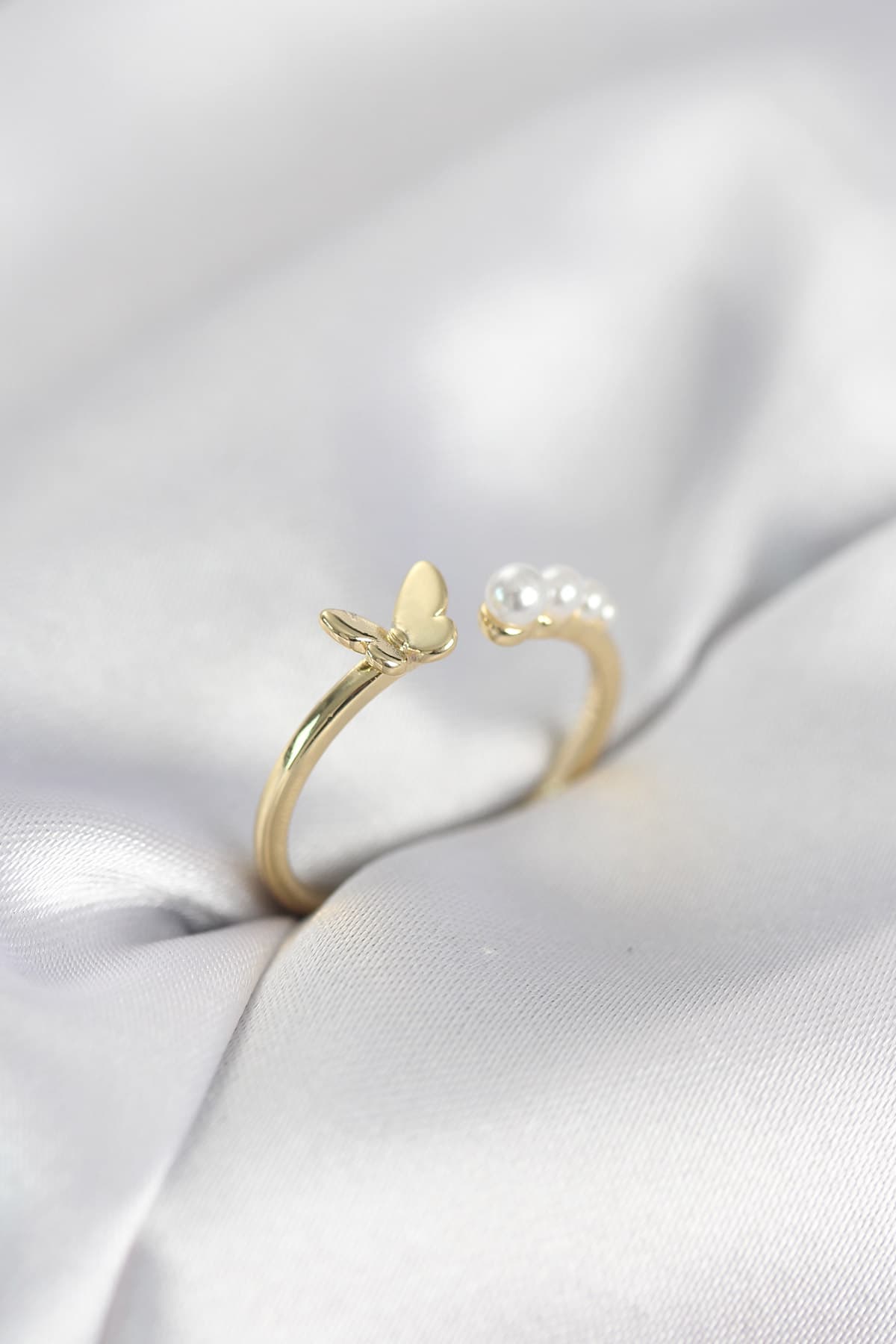 İncili Kelebek Model Gold Renk Pirinç Kadın Yüzük