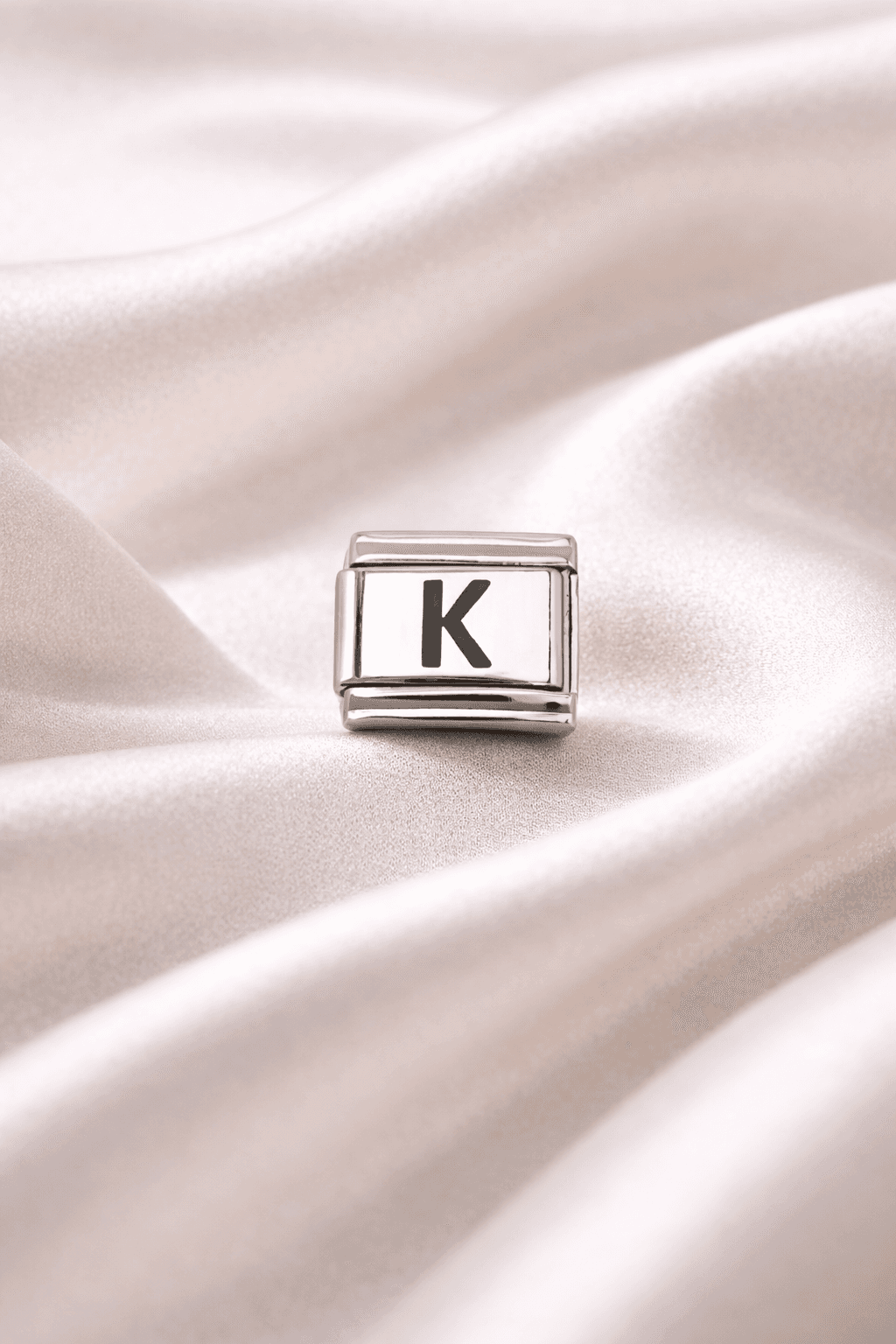 K Harf Charm | Çelik Bileklik Aksesuarı | Kişiye Özel Harf Modülü | Minimal & Şık Tasarım
