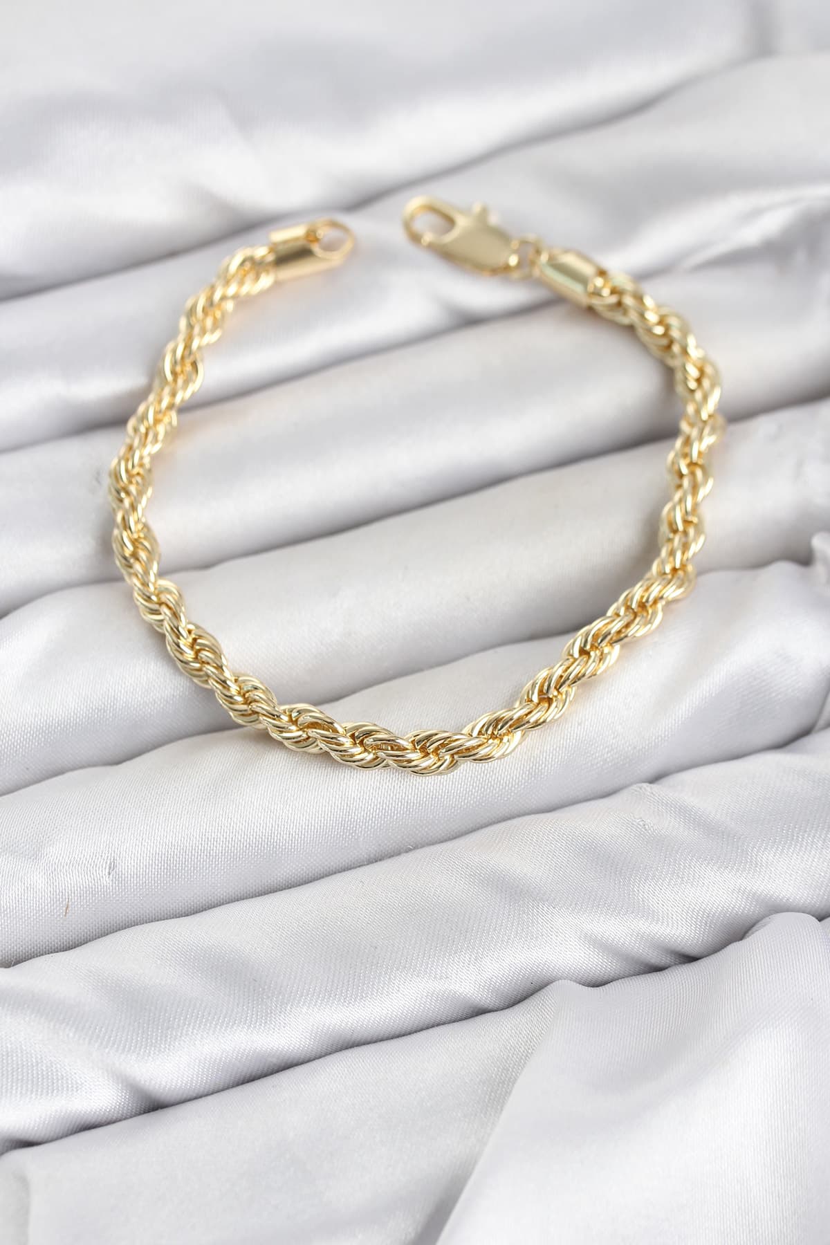 CM Burgu Model Gold Renk Pirinç Kadın Bileklik