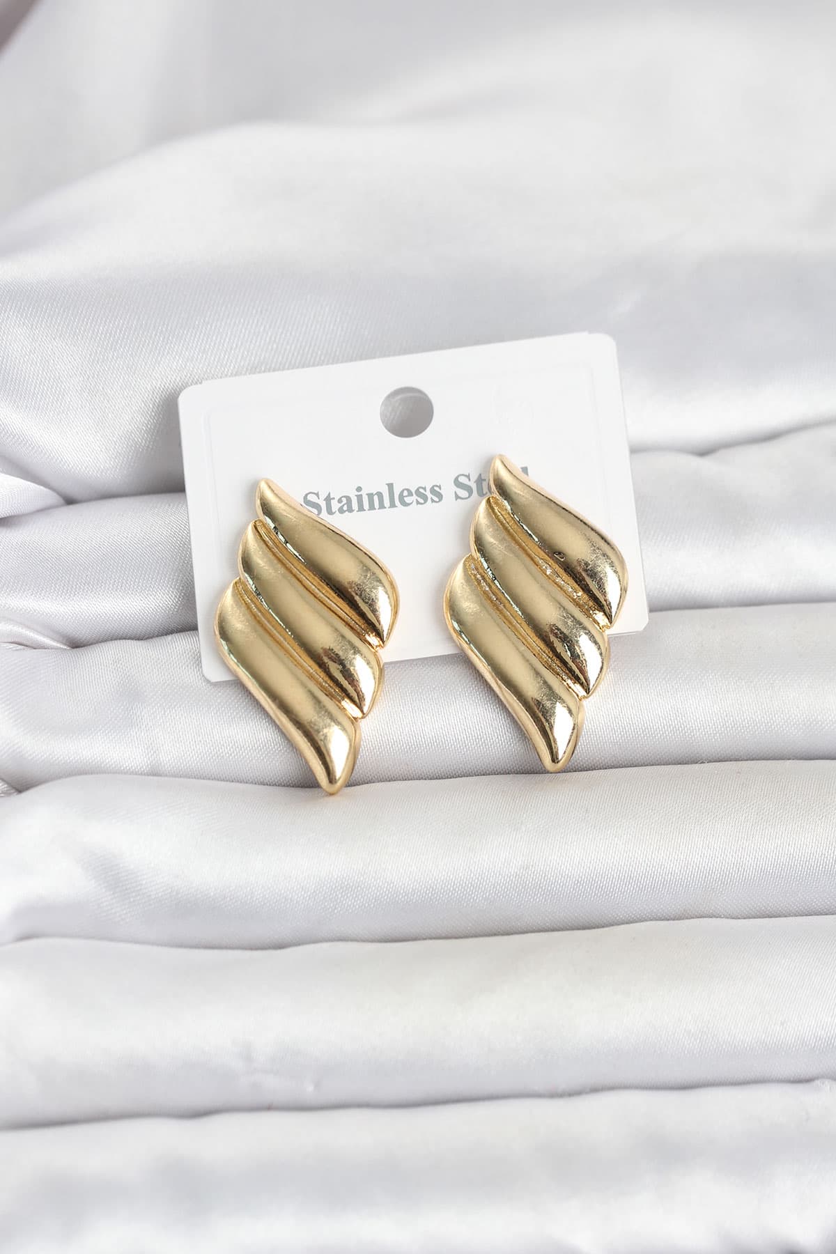 316L Çelik Gold Renk Motif Model Kadın Küpe