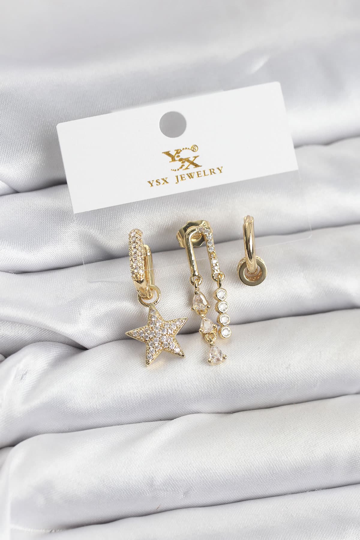 Pirinç Gold Renk Zirkon Taşlı Yıldız Vintage Model YSX Trio Küpe Seti