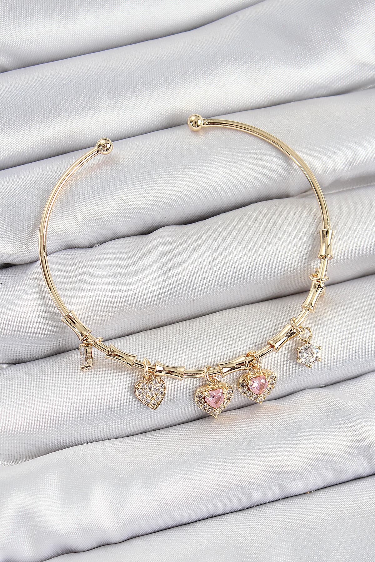 Pirinç Zirkon Taşlı Pembe Kalp Model Gold Renk Charm Bileklik