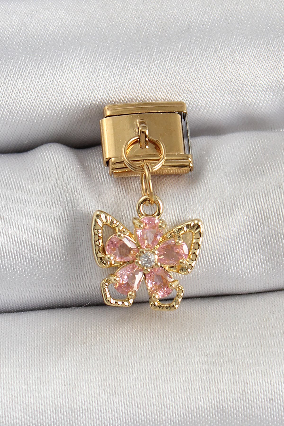 316L Çelik Sallantılı Zirkon Taşlı Çiçek Figürlü Kelebek Model Gold Renk Charm