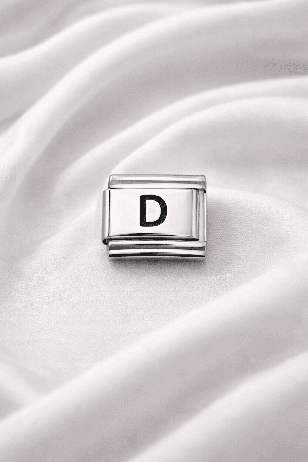 D Harfi Charm – Çelik Harfli Bileklik Aksesuarı ,Kişiye Özel Modüler Takı