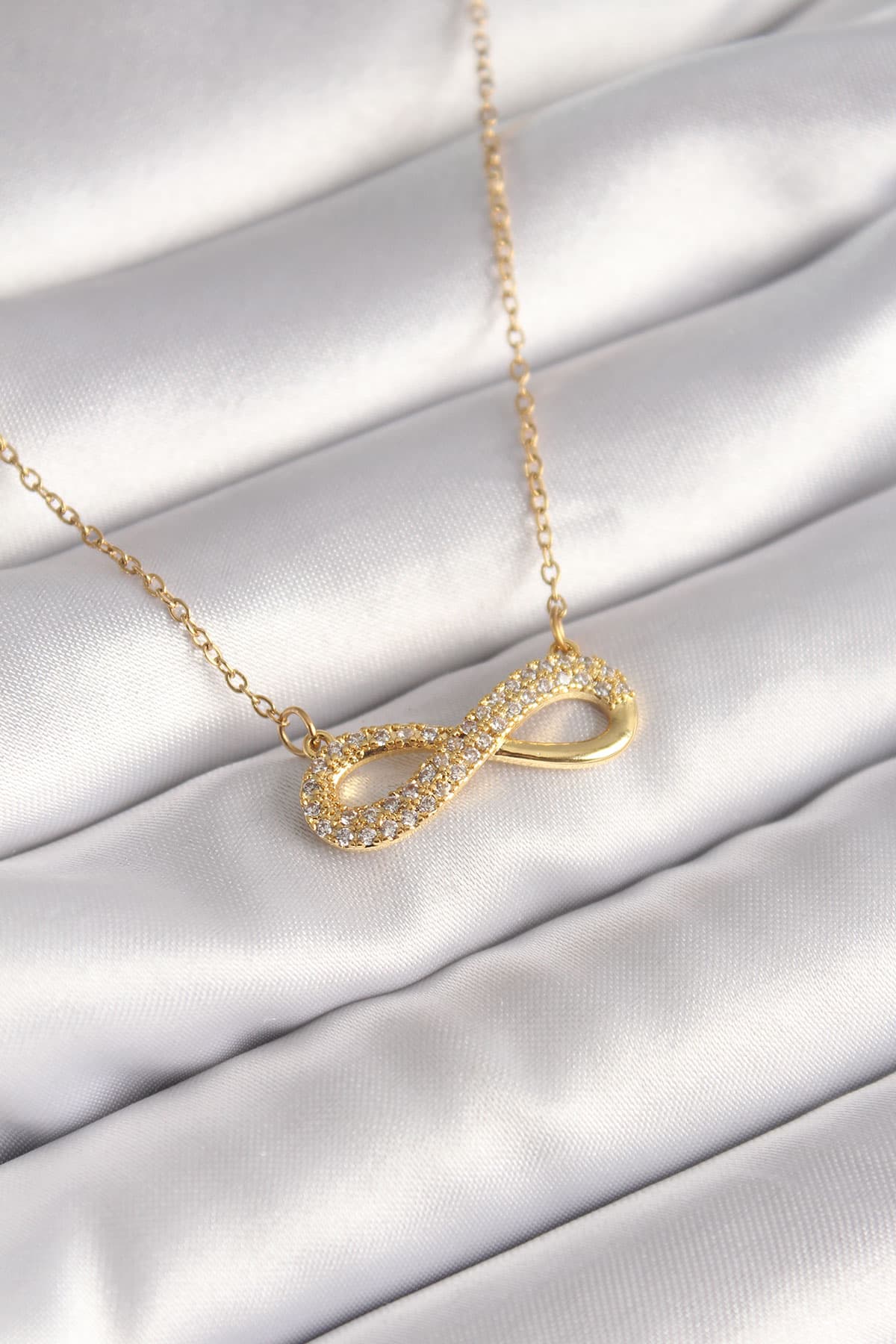 316L Çelik Gold Renk Zincir Zirkon Taşlı Sonsuzluk Model Kadın Kolye