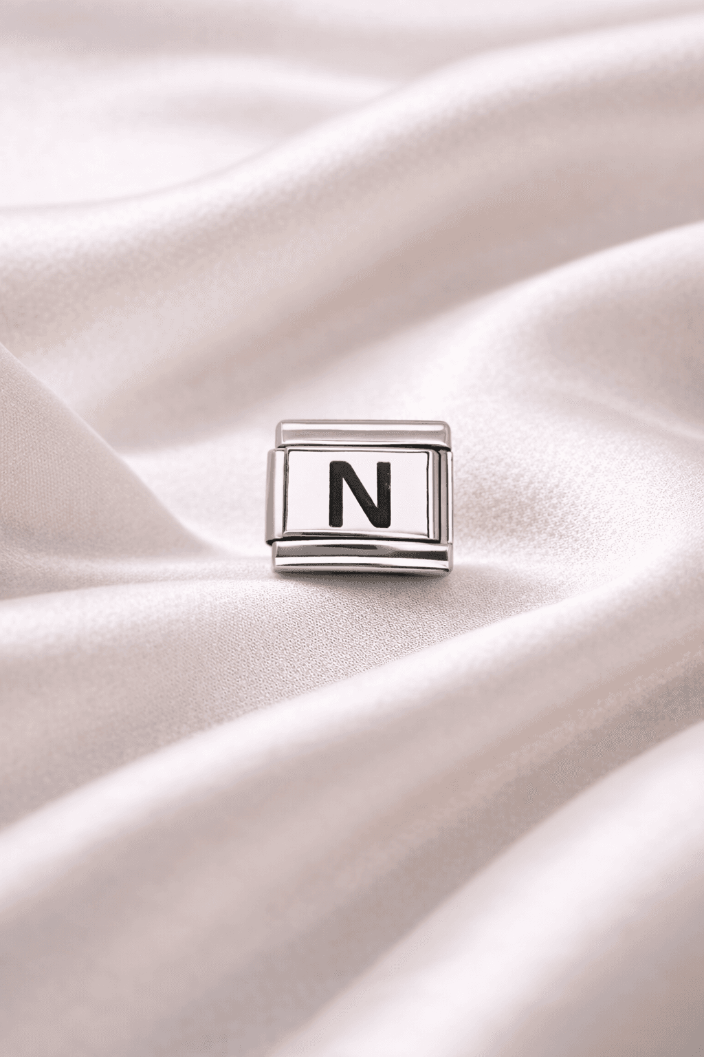 N Harf Charm | Çelik Bileklik Aksesuarı | Kişiye Özel Harf Modülü | Minimal & Şık Tasarım