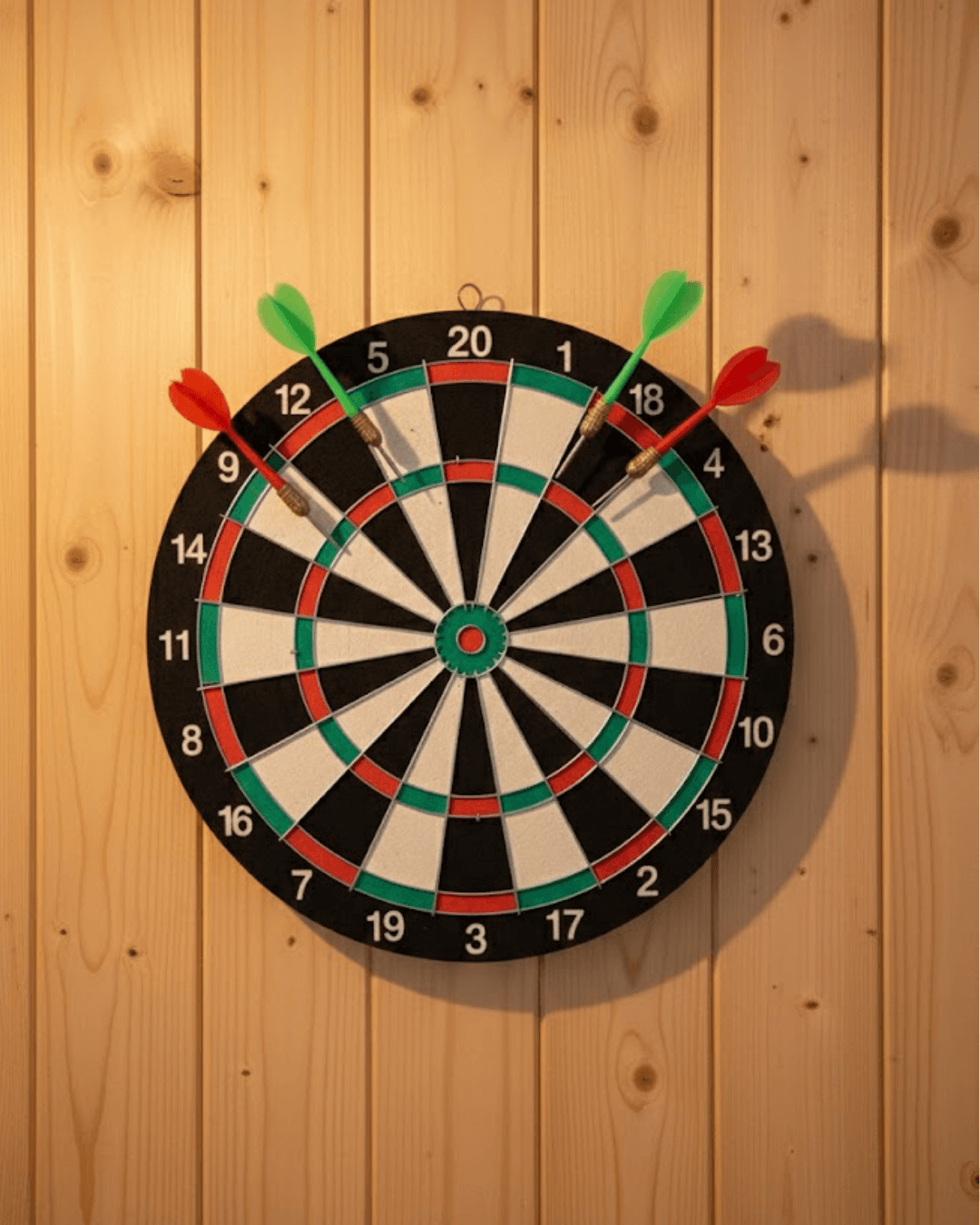 Ev ve Ofis İçin 17 İnç Dart Tahtası Seti 4 Adet Dart Oku Dahil