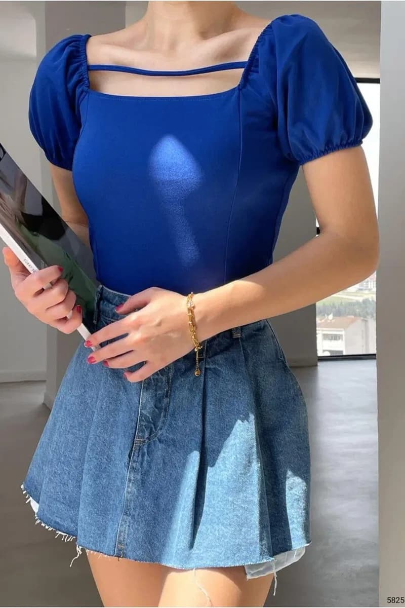 Kadın Krep Kumaş Kare Yaka Askılı Bluz