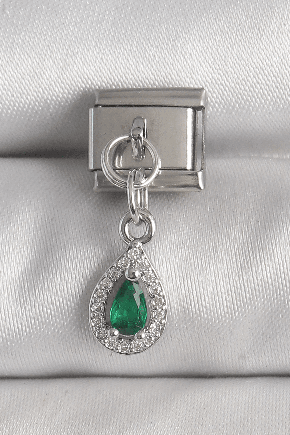 316L Çelik Gümüş Renk Sallantı Yeşil Zirkon Taşlı Damla Model Nomination Charm