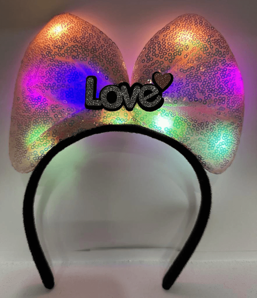 Led Işıklı 3 Farklı Foniyonda Yanan Toz Pembe Fiyonk Taç 20X17 cm
