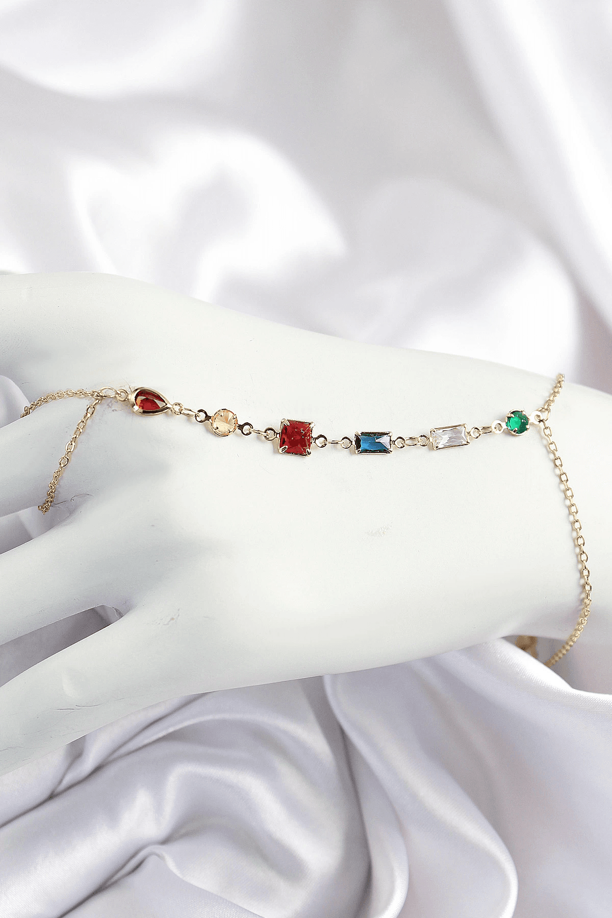 Pirinç Renkli Zirkon Taşlı Y Model Gold Renk Kadın Şahmeran