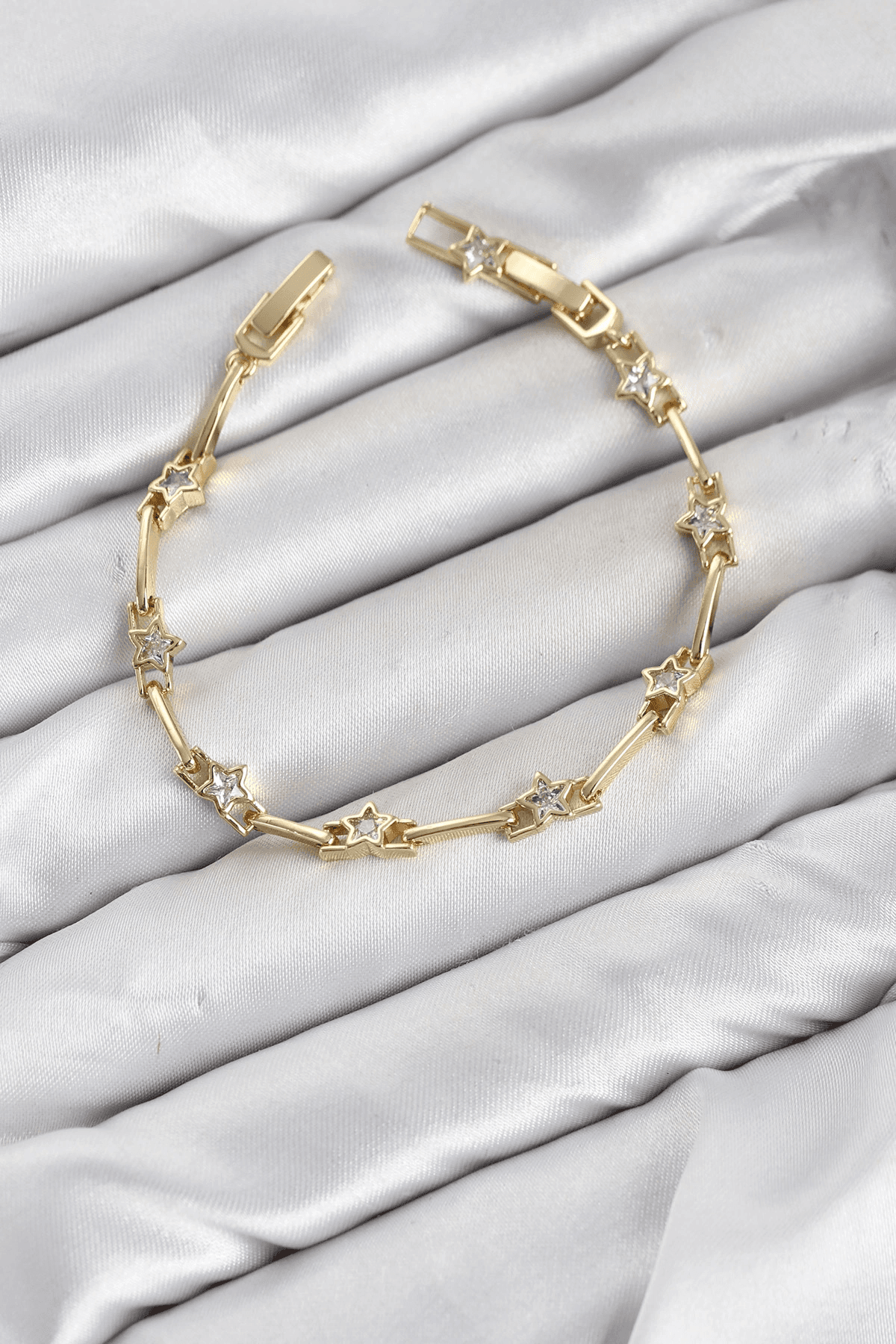 CM Gold Renk Yıldız Model Zirkon Taşlı Pirinç Kadın Bileklik