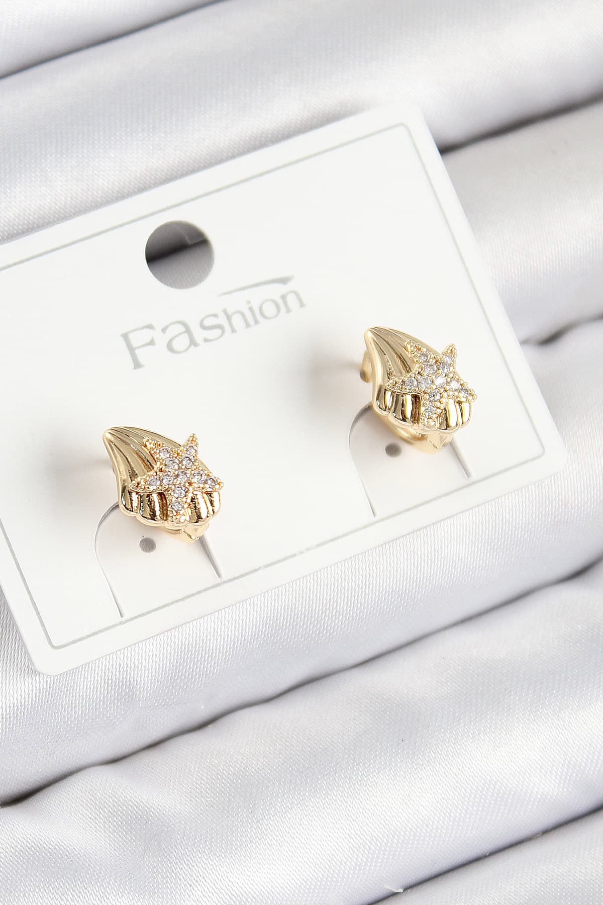 Pirinç Zirkon Taşlı Yıldız Model Gold Renk Çocuk Küpe